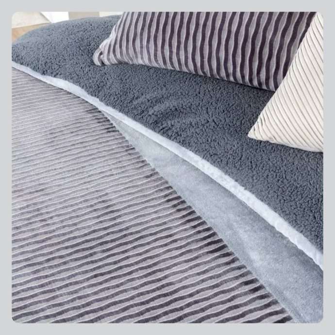 Couette Manterol Doko Gris 2024 ,Couette Doudou Manterol Doko 2023 Gris ,Couette Manterol Mosaice Bleu,Couette Manterol Mosaïque Rose,Couette Manterol Spigot Turquoise ,Couette Manterol Spigot Marron ,غرفة نوم، ديكور غرفة نوم، مفارش السرير، أغطية السرير، كوفرلي، كوفرلي فاخر، أغطية سرير عصرية، مفارش سرير تركية، مفارش سرير مغربية، ترتيب غرفة النوم، أناقة غرفة النوم، مفارش سرير رمادي، مفارش سرير وردي، مفارش سرير أبيض، مفارش سرير بيج، تنسيق السرير، أقمشة ناعمة، مفارش سرير مريحة، ,bedding, bed covers, bed linen, duvet covers, cozy bedroom, luxury bedding, bedroom decor, stylish bed, bed cover beige, bed cover pink, bed sheet, modern bedroom, bedroom makeover, soft fabric bedding, comfortable bed, home textiles, white bed cover, gray bedding, room inspiration, minimalist bedroom, pillow covers, mattress protector, ,couvre-lit, couverlit beige, couverlit rose, linge de lit, parure de lit, décoration chambre, couverture lit, housse de couette, couvre-lit moderne, couvre-lit marocain, linge de lit en coton, lit confortable, inspiration chambre, déco chambre beige, déco chambre rose, couvre-lit gris, drap de lit, couette luxe, textile maison, idée déco chambre,,Manterol,couverlit riso,couverlit lines,couverlit doko,couverlit arouna, couverlit Manerol maroc, couverlit Manterol,couvre-lit Manterol,couvre-lit maroc,couvre-lit made in spain,couvre-lit 3 pcs,