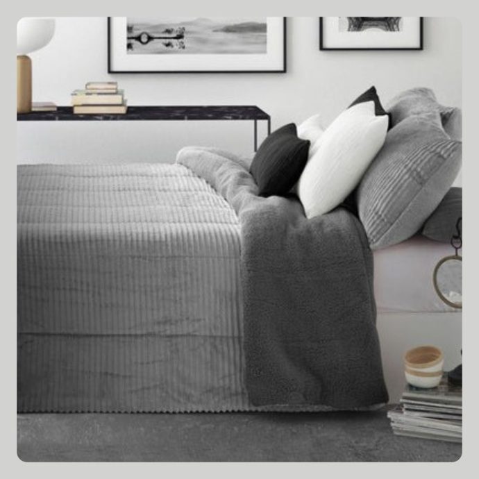 Couette Manterol Lines Gris degrade 1 غرفة نوم، ديكور غرفة نوم، مفارش السرير، أغطية السرير، كوفرلي، كوفرلي فاخر، أغطية سرير عصرية، مفارش سرير تركية، مفارش سرير مغربية، ترتيب غرفة النوم، أناقة غرفة النوم، مفارش سرير رمادي، مفارش سرير وردي، مفارش سرير أبيض، مفارش سرير بيج، تنسيق السرير، أقمشة ناعمة، مفارش سرير مريحة، ,bedding, bed covers, bed linen, duvet covers, cozy bedroom, luxury bedding, bedroom decor, stylish bed, bed cover beige, bed cover pink, bed sheet, modern bedroom, bedroom makeover, soft fabric bedding, comfortable bed, home textiles, white bed cover, gray bedding, room inspiration, minimalist bedroom, pillow covers, mattress protector, ,couvre-lit, couverlit beige, couverlit rose, linge de lit, parure de lit, décoration chambre, couverture lit, housse de couette, couvre-lit moderne, couvre-lit marocain, linge de lit en coton, lit confortable, inspiration chambre, déco chambre beige, déco chambre rose, couvre-lit gris, drap de lit, couette luxe, textile maison, idée déco chambre,,Manterol,couverlit riso,couverlit lines,couverlit doko,couverlit arouna, couverlit Manerol maroc, couverlit Manterol,couvre-lit Manterol,couvre-lit maroc,couvre-lit made in spain,couvre-lit 3 pcs,