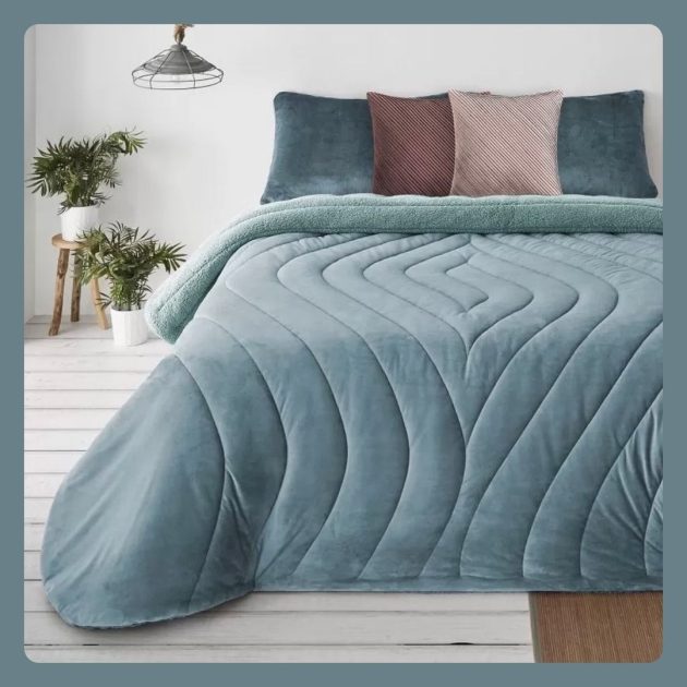 Couette Manterol Spigot Turquoise ,Couette Manterol Spigot Marron ,غرفة نوم، ديكور غرفة نوم، مفارش السرير، أغطية السرير، كوفرلي، كوفرلي فاخر، أغطية سرير عصرية، مفارش سرير تركية، مفارش سرير مغربية، ترتيب غرفة النوم، أناقة غرفة النوم، مفارش سرير رمادي، مفارش سرير وردي، مفارش سرير أبيض، مفارش سرير بيج، تنسيق السرير، أقمشة ناعمة، مفارش سرير مريحة، ,bedding, bed covers, bed linen, duvet covers, cozy bedroom, luxury bedding, bedroom decor, stylish bed, bed cover beige, bed cover pink, bed sheet, modern bedroom, bedroom makeover, soft fabric bedding, comfortable bed, home textiles, white bed cover, gray bedding, room inspiration, minimalist bedroom, pillow covers, mattress protector, ,couvre-lit, couverlit beige, couverlit rose, linge de lit, parure de lit, décoration chambre, couverture lit, housse de couette, couvre-lit moderne, couvre-lit marocain, linge de lit en coton, lit confortable, inspiration chambre, déco chambre beige, déco chambre rose, couvre-lit gris, drap de lit, couette luxe, textile maison, idée déco chambre,,Manterol,couverlit riso,couverlit lines,couverlit doko,couverlit arouna, couverlit Manerol maroc, couverlit Manterol,couvre-lit Manterol,couvre-lit maroc,couvre-lit made in spain,couvre-lit 3 pcs,